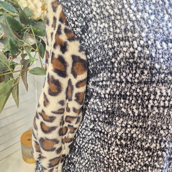 POL Black and White Textured Sweater with Leopard Sleeves - Picture 2 of 6